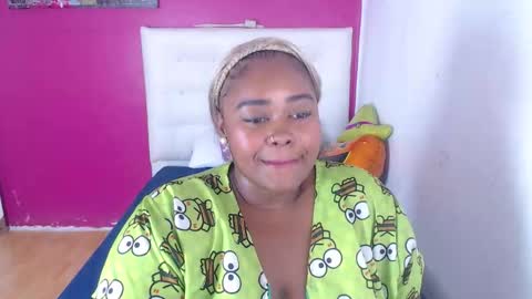 Snapshot of exotic_karmella chatting on October 31, 5:36 pm exotic_karmella online show from October 31, 5:36 pm