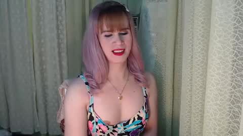 Snapshot of exoticbabes chatting on January 8, 5:37 am exoticbabes online show from January 8, 5:37 am