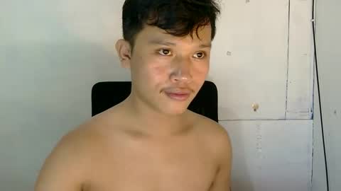 Snapshot of exotichugecock chatting on March 6, 1:24 am Jan online show from March 6, 1:24 am