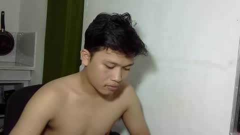 Snapshot of exotichugecock chatting on March 24, 6:24 pm Jan online show from March 24, 6:24 pm