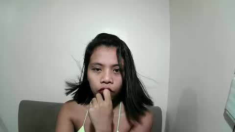 exoticpinaysweetpussy online show from May 6, 11:10 pm