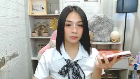 exotictssavie online show from January 9, 12:08 pm