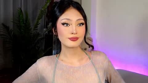 Candy  online show from December 5, 11:05 am