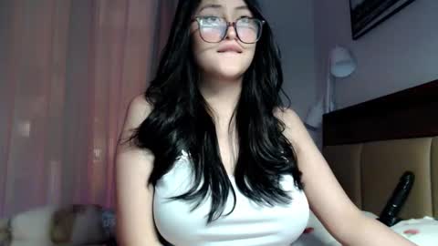 Candy  online show from February 28, 12:06 pm