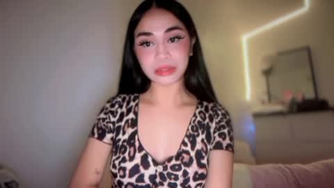 chloee online show from February 17, 1:18 pm