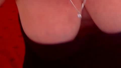 Snapshot of experiencedalana chatting on December 15, 4:07 am Alana online show from December 15, 4:07 am