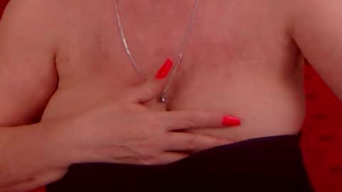 Snapshot of experiencedalana chatting on February 5, 1:58 am Alana online show from February 5, 1:58 am