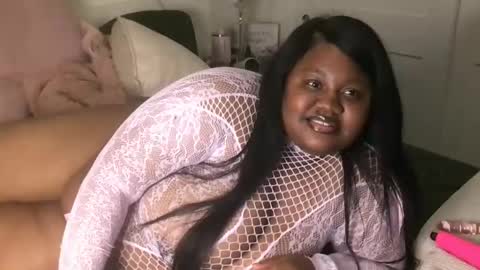 Snapshot of explosivekitty69 chatting on November 7, 4:23 am Miss Kitty online show from November 7, 4:23 am