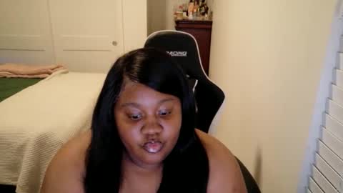 Snapshot of explosivekitty69 chatting on November 17, 7:58 am Miss Kitty online show from November 17, 7:58 am