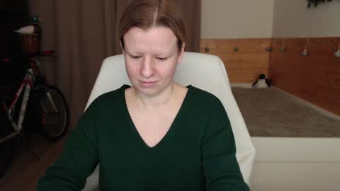 Snapshot of exponentex5 chatting on December 3, 2:27 pm Crystal online show from December 3, 2:27 pm