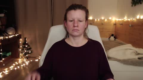 Snapshot of exponentex5 chatting on December 19, 12:24 am Crystal online show from December 19, 12:24 am