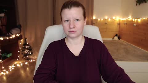 Snapshot of exponentex5 chatting on January 1, 12:32 am Crystal online show from January 1, 12:32 am