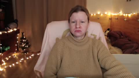 Snapshot of exponentex5 chatting on January 9, 5:02 am Crystal online show from January 9, 5:02 am