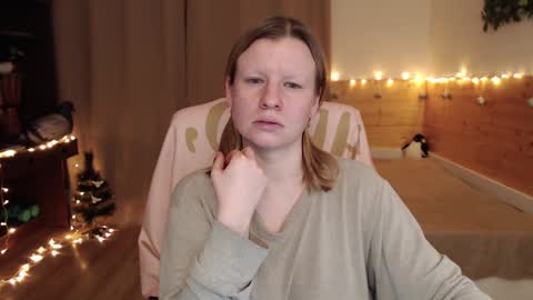 Snapshot of exponentex5 chatting on February 3, 7:31 pm Crystal online show from February 3, 7:31 pm