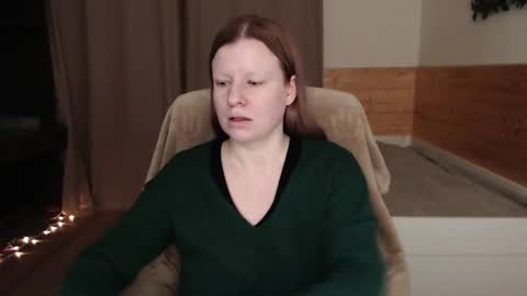 Snapshot of exponentex5 chatting on March 1, 8:10 pm Crystal online show from March 1, 8:10 pm