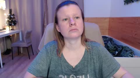 Snapshot of exponentex5 chatting on February 6, 5:38 pm Crystal online show from February 6, 5:38 pm