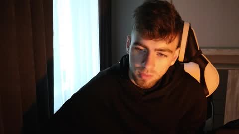 Sweetheart online show from September 30, 8:19 am