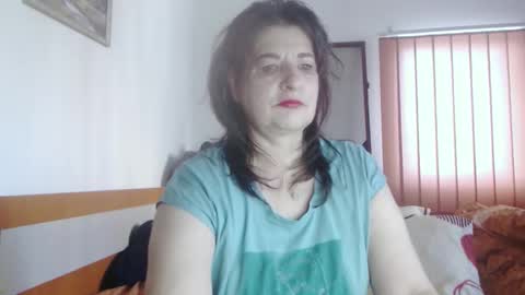 Snapshot of extasymature chatting on October 22, 6:35 am ExtasyMature online show from October 22, 6:35 am