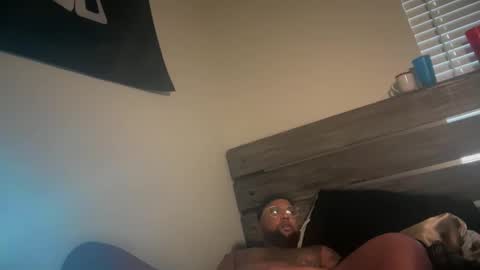 Snapshot of extendoklitftm chatting on February 19, 11:36 pm ExtendoKlit online show from February 19, 11:36 pm