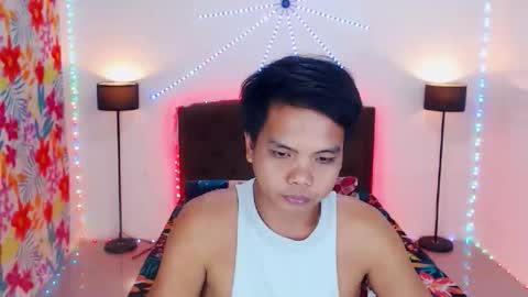 JOHNDAVE online show from February 21, 5:47 pm