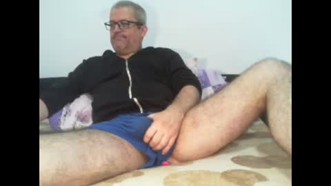 Snapshot of eyes12 chatting on November 1, 6:04 am GEORGE online show from November 1, 6:04 am