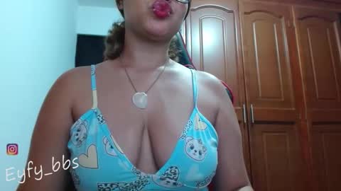 Nadia online show from November 12, 12:00 am