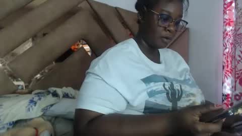 eyshaexotii online show from May 18, 2:01 pm