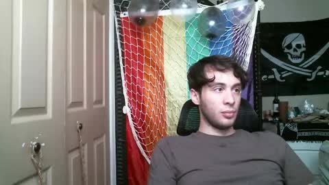 Snapshot of ezra_naamah chatting on April 5, 10:07 pm Ezra Naamah online show from April 5, 10:07 pm