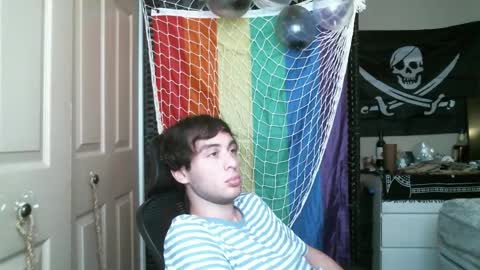 Snapshot of ezra_naamah chatting on April 13, 6:13 pm Ezra Naamah online show from April 13, 6:13 pm