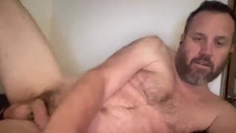 ezrandomguy online show from November 2, 3:53 am