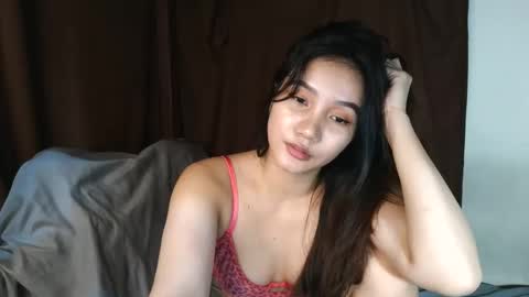 Snapshot of f14wphu1 chatting on October 21, 1:28 am f14wphu1 online show from October 21, 1:28 am