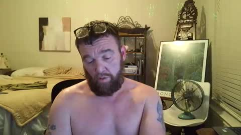 F33l Good online show from February 3, 2:53 am