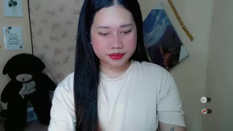 yanna online show from March 8, 8:44 am