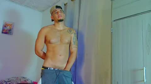 Snapshot of fabi_calde chatting on March 19, 1:53 am fabi online show from March 19, 1:53 am