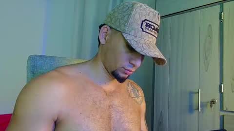 Snapshot of fabi_calde chatting on March 20, 2:05 am fabi online show from March 20, 2:05 am