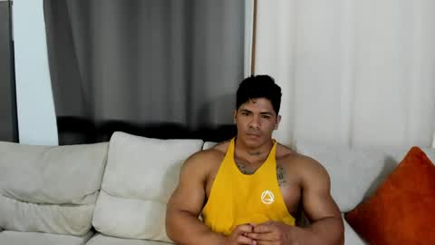 Snapshot of fabian_arango chatting on April 12, 1:16 pm Fabian arango online show from April 12, 1:16 pm