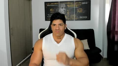 Snapshot of fabian_arango chatting on April 17, 4:54 pm Fabian arango online show from April 17, 4:54 pm
