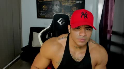 Snapshot of fabian_arango chatting on April 22, 5:47 pm Fabian arango online show from April 22, 5:47 pm