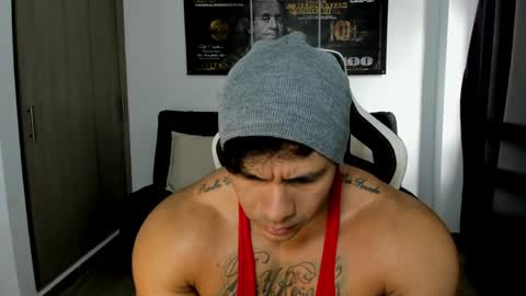 Snapshot of fabian_arango chatting on April 28, 3:28 pm Fabian arango online show from April 28, 3:28 pm