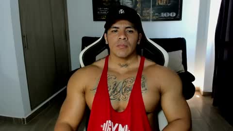 Snapshot of fabian_arango chatting on May 5, 6:27 pm Fabian arango online show from May 5, 6:27 pm