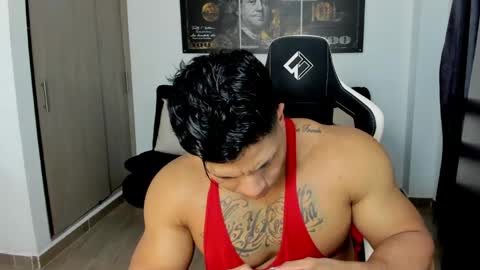 Snapshot of fabian_arango chatting on May 10, 11:21 pm Fabian arango online show from May 10, 11:21 pm