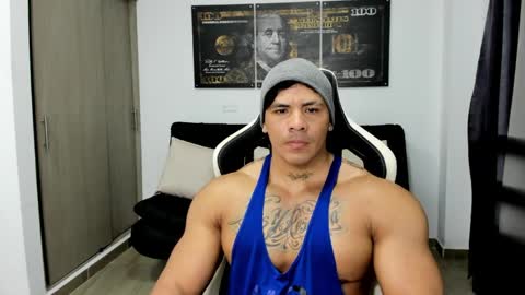 Snapshot of fabian_arango chatting on May 17, 10:22 am Fabian arango online show from May 17, 10:22 am