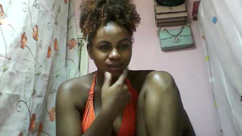 Snapshot of fabriolah9794 chatting on March 13, 7:31 pm Fabriola9794 online show from March 13, 7:31 pm