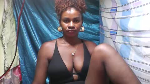 Snapshot of fabriolah9794 chatting on March 19, 7:56 am Fabriola9794 online show from March 19, 7:56 am