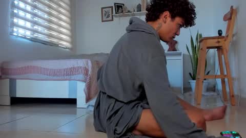 -  A N D E R online show from March 15, 2:01 pm