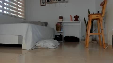 -  A N D E R online show from March 27, 12:05 pm