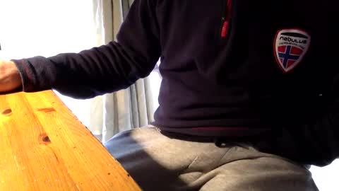 Snapshot of fabro45 chatting on March 8, 7:56 am Fabro online show from March 8, 7:56 am