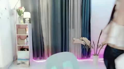 fabulous_sharpey online show from April 26, 1:42 pm