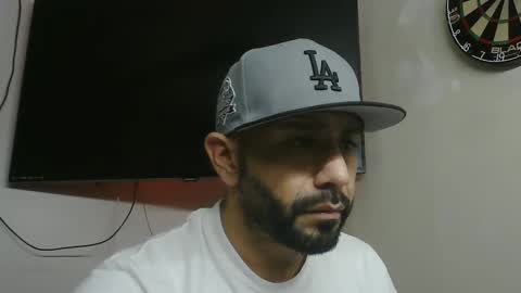 Snapshot of faded805 chatting on December 9, 1:55 pm Mark online show from December 9, 1:55 pm