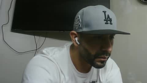 Snapshot of faded805 chatting on January 9, 8:45 am Mark online show from January 9, 8:45 am